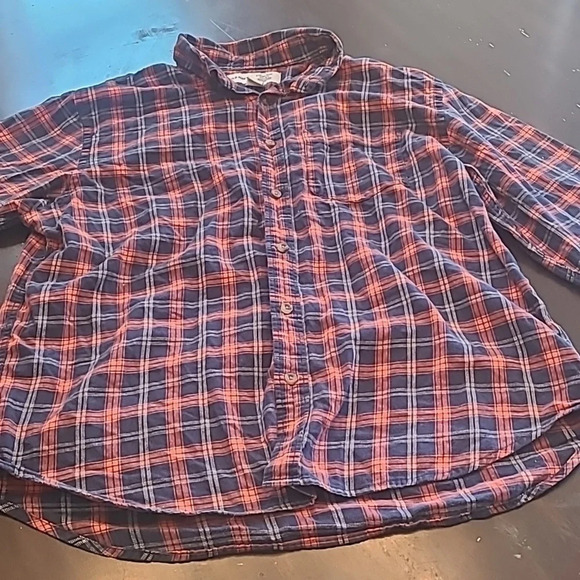 2 Old navy plaid men long sleeved button up shirts size Large collared shirts - Picture 4 of 16